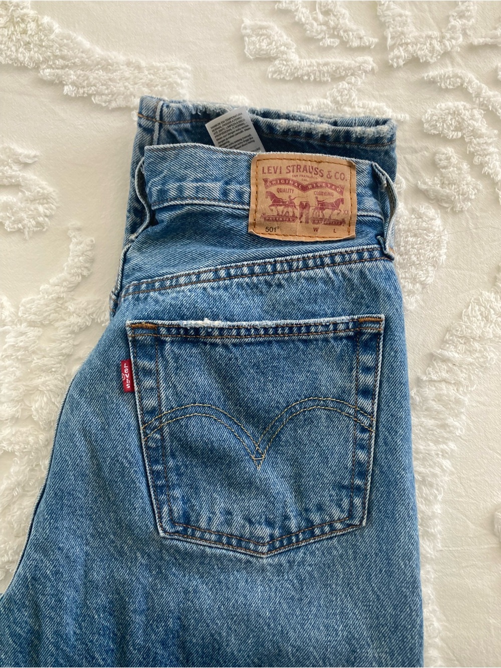 Levi's light blue denim 501 label detail